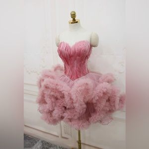 FINAL PRICE DROP 🚨 Pink Sweetheart Neck Short Prom Dress